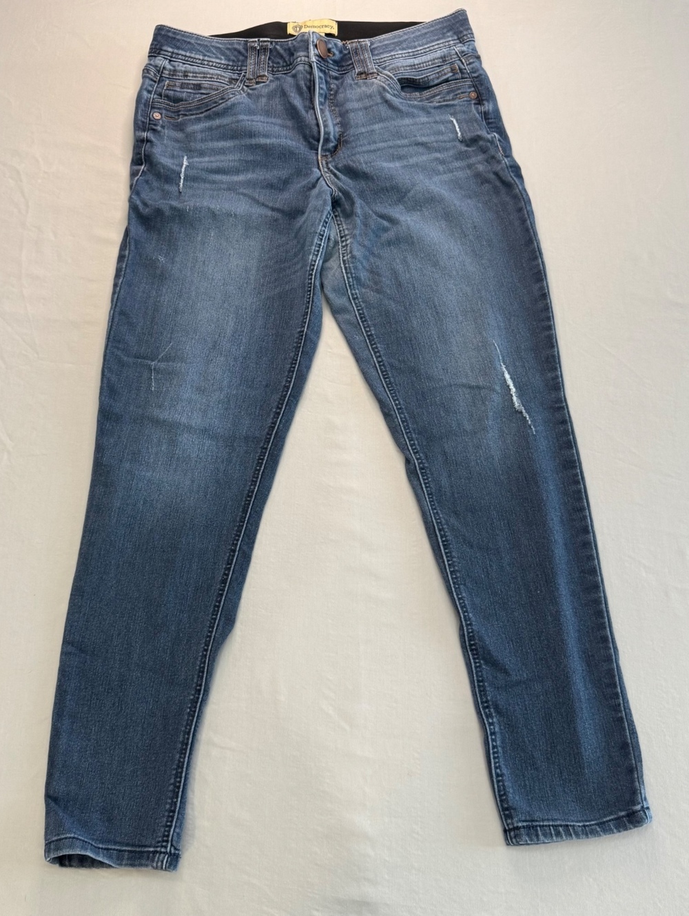Democracy Women’s Size 10 Mid Rise Straight Leg Jeans Dark Wash Distress Stretch